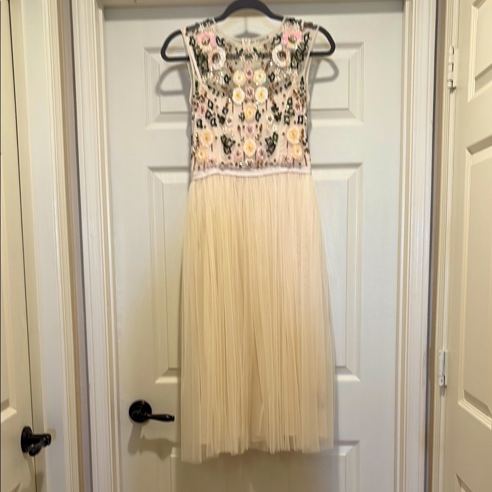 NWOT Stunning Needle and Thread US size 4 Wedding/bridesmaid /Prom Dress